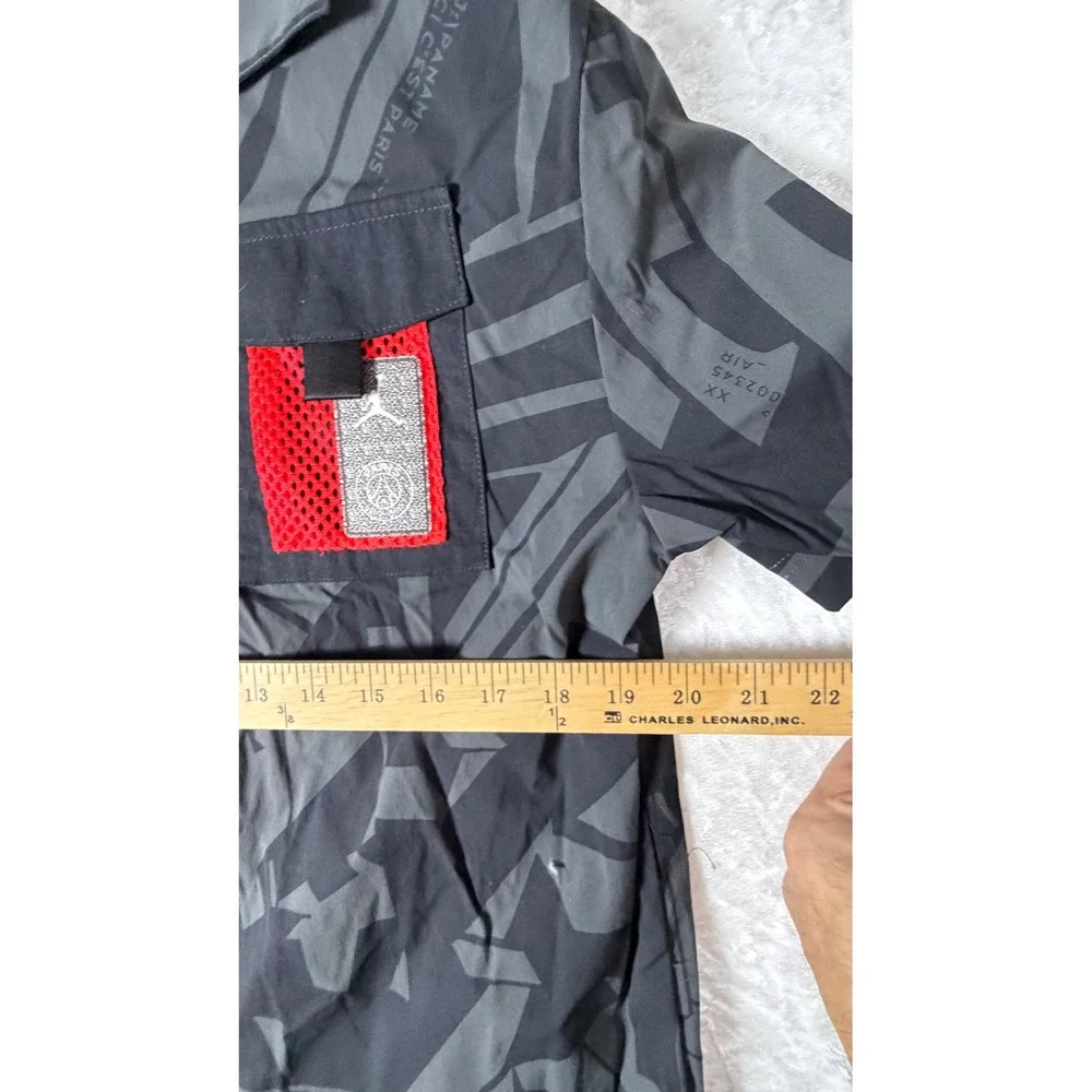 Jordan Paris Saint Germain PSG‎ Mens SS Button Up Black Camo Size S DM3108010
